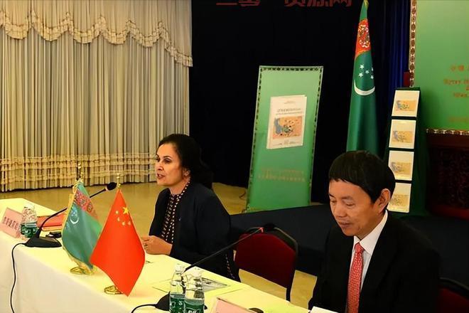 揭秘里海边境:伊朗与土库曼斯坦的历史与现实